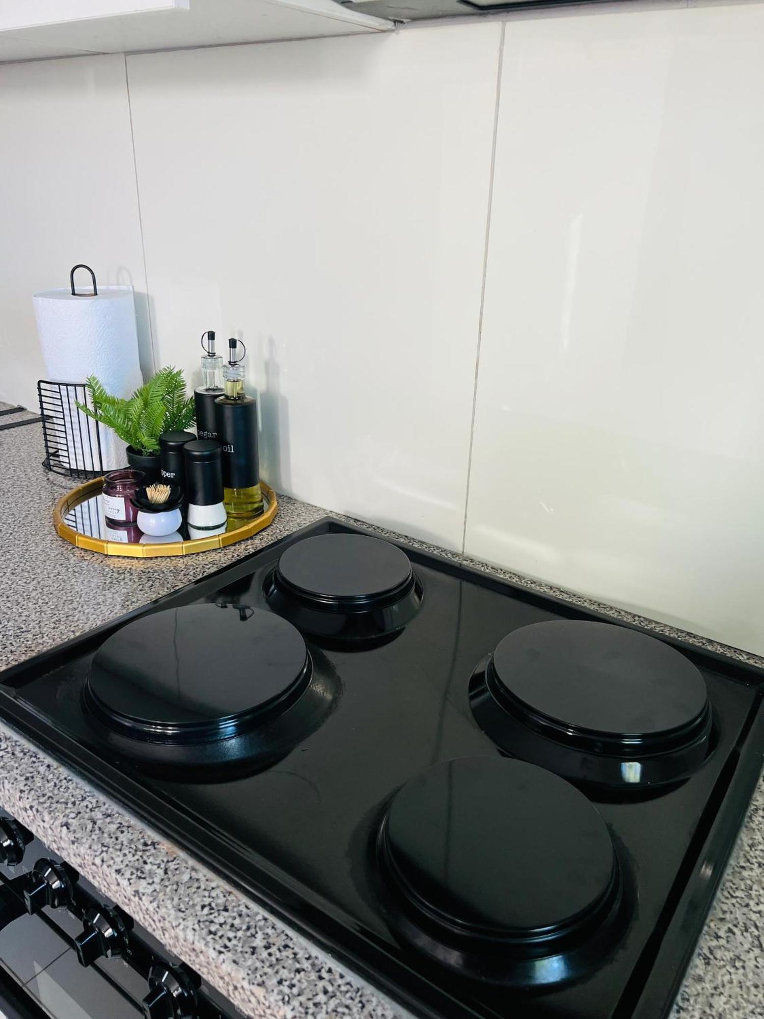 Easy Living Apartment Rundu Bagian luar foto